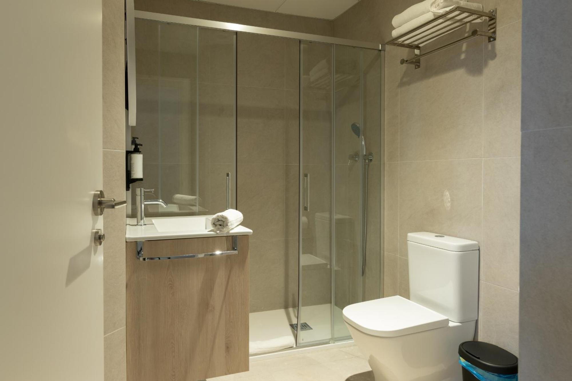 Arena Basic Aparthotel Valencia Luaran gambar