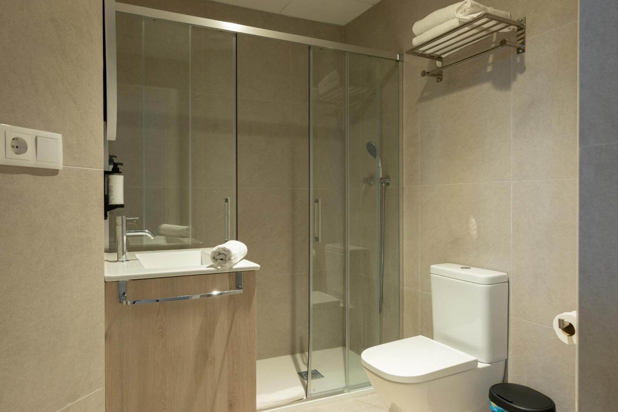 Arena Basic Aparthotel Valencia Luaran gambar